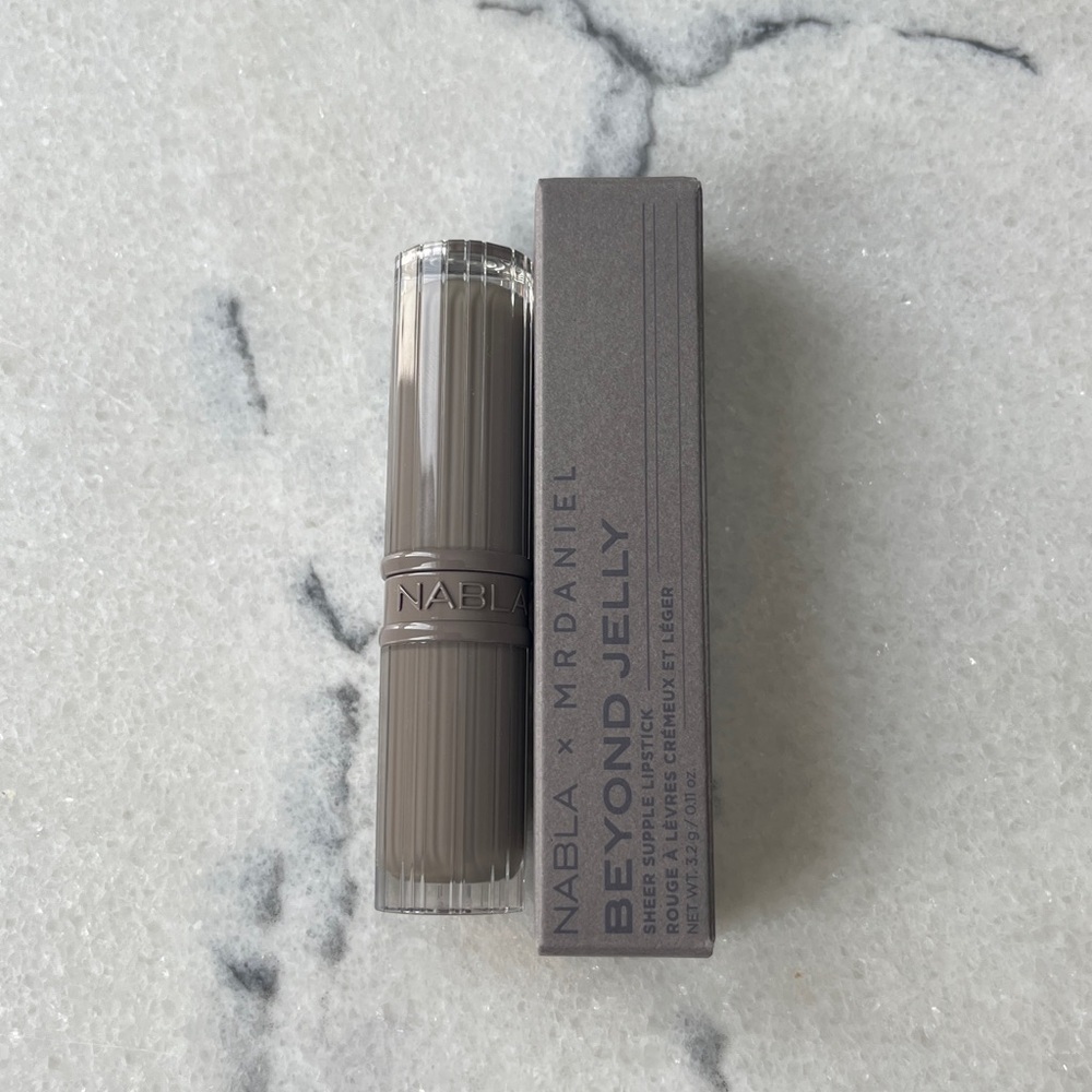Nabla Cosmetics Beyond Jelly Lipstick - Nabla X MrDaniel in Stage - Picture 3 of 6